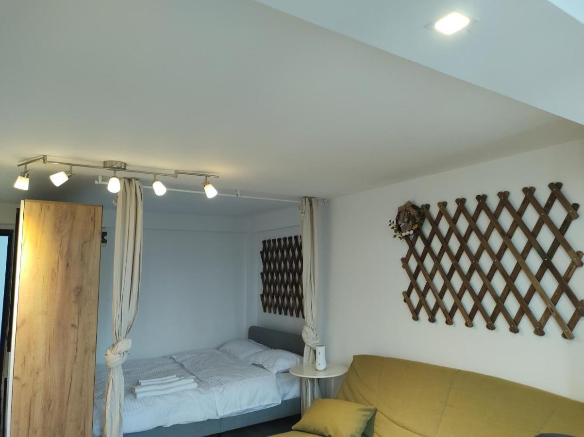 Comfy Condo Otopeni Exterior foto