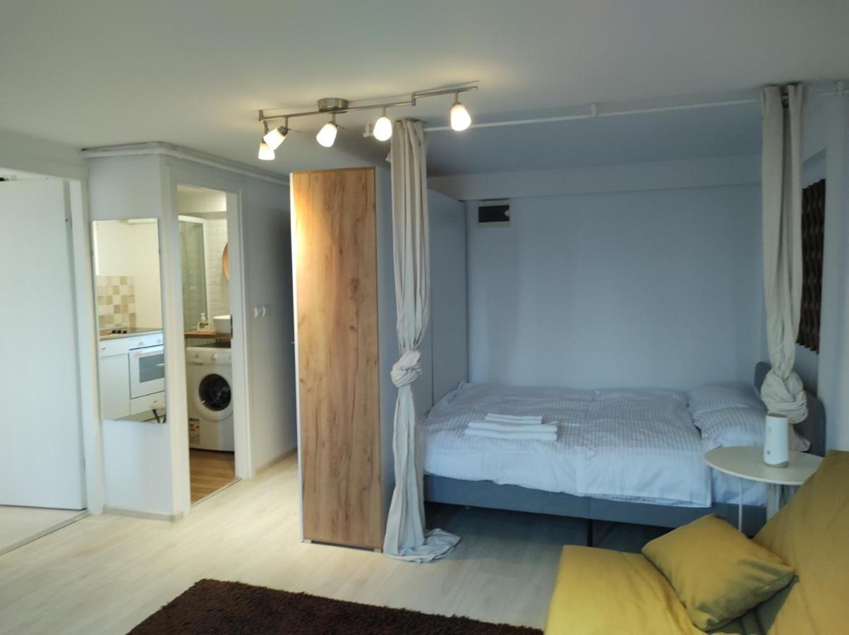 Comfy Condo Otopeni Exterior foto